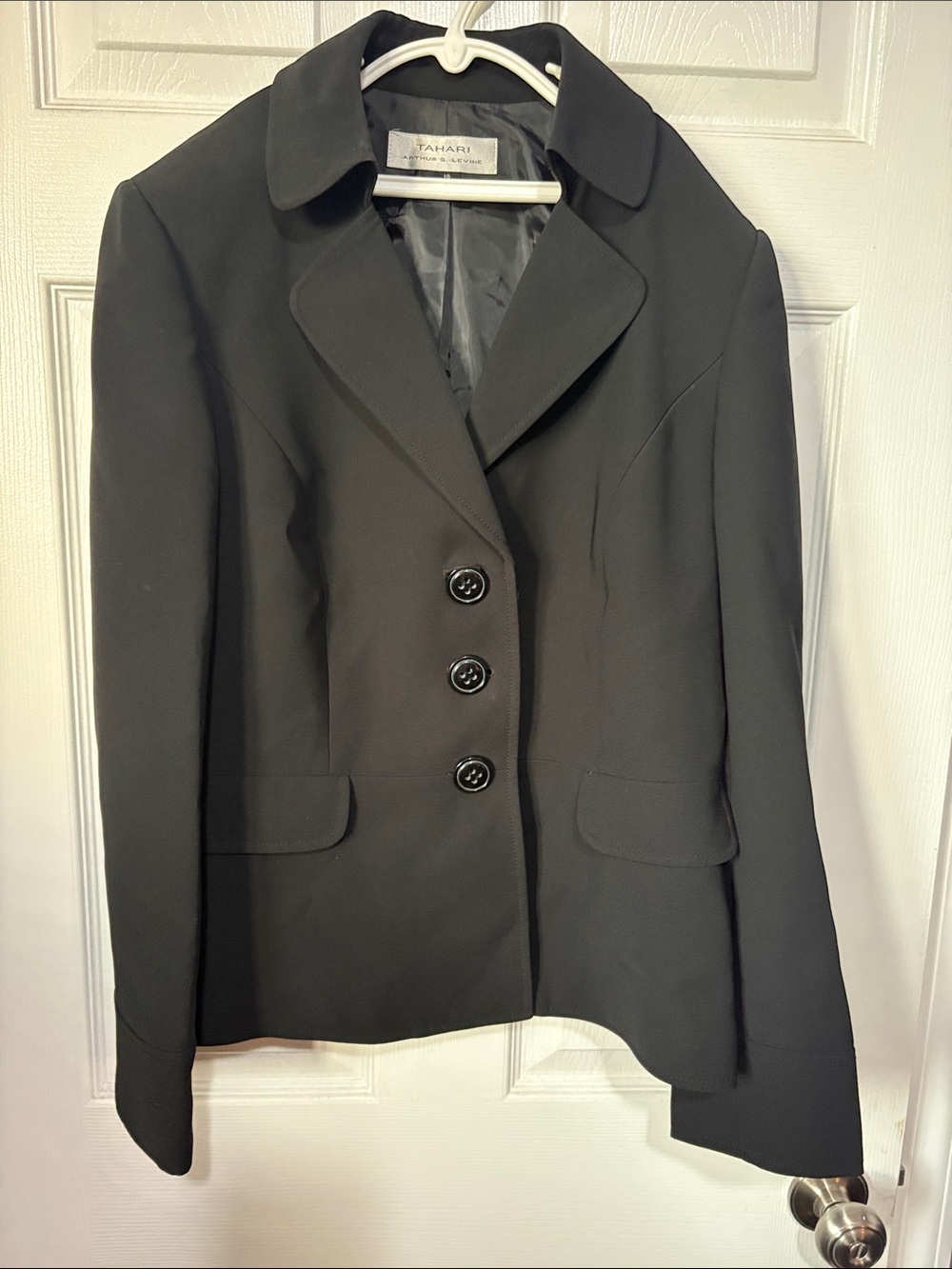 Tahari Women's Black Suit
